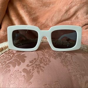 Topshop “Designer” Sunnies